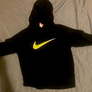 Doesn’t fit my son he doesn’t like hoodies